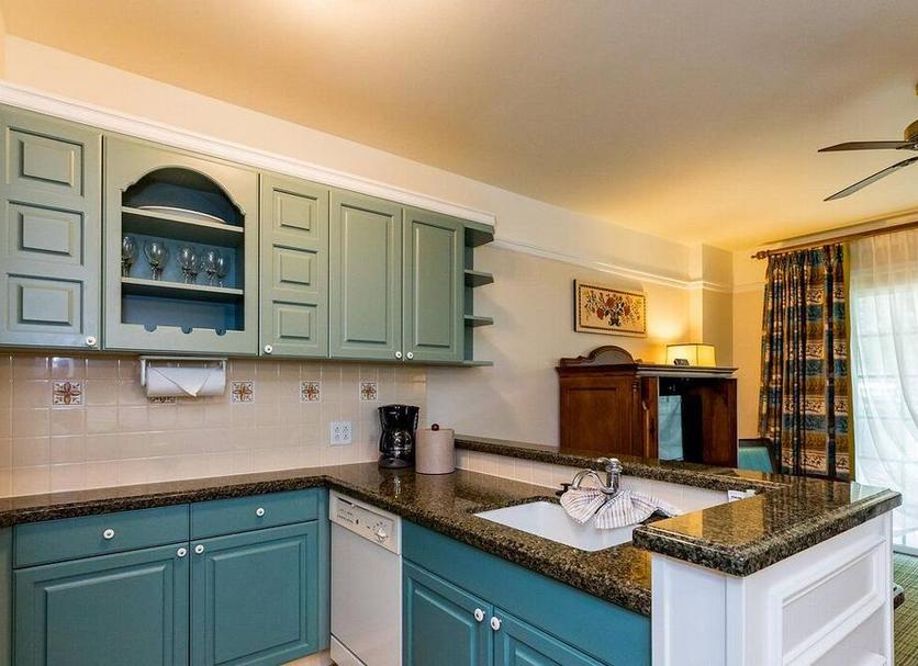 Kitchen Photo
