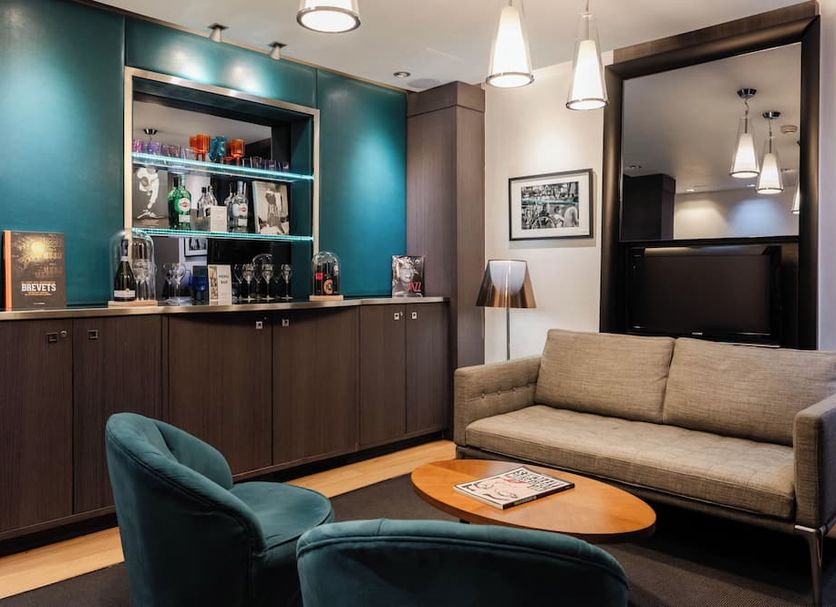Lounge Photo