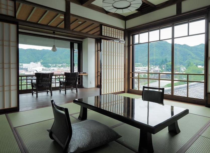 Dining room Photo