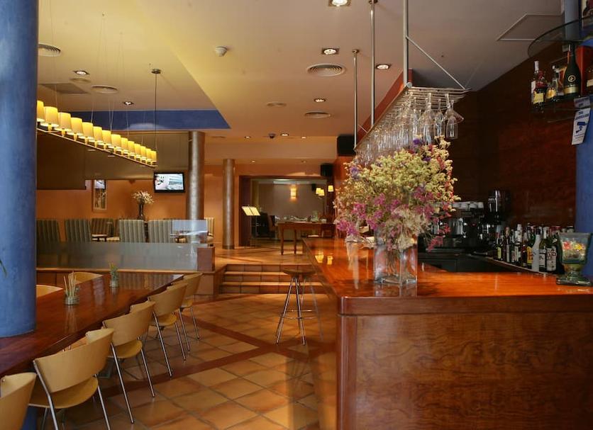 Bar Photo
