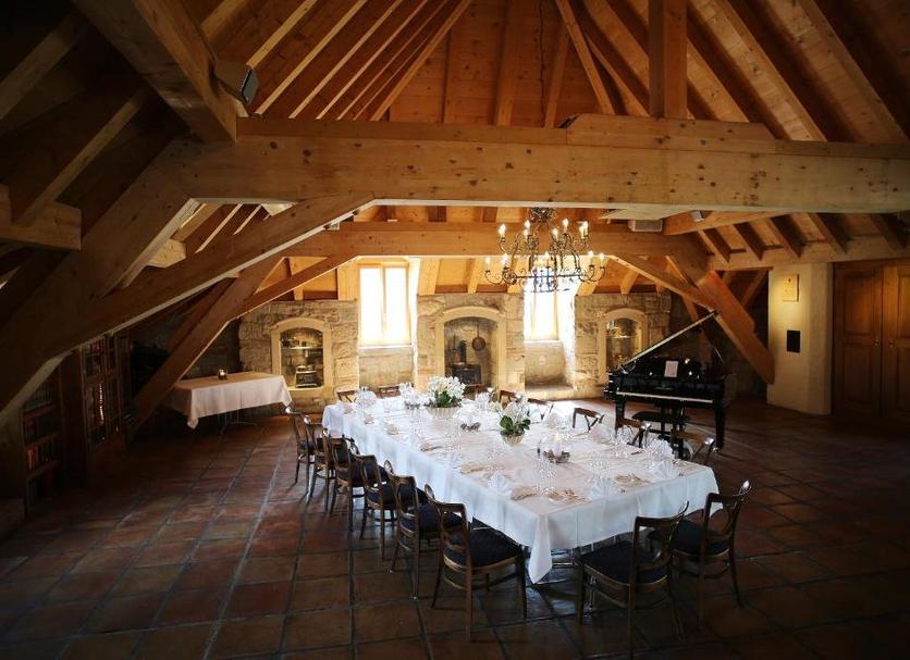 Dining room Photo