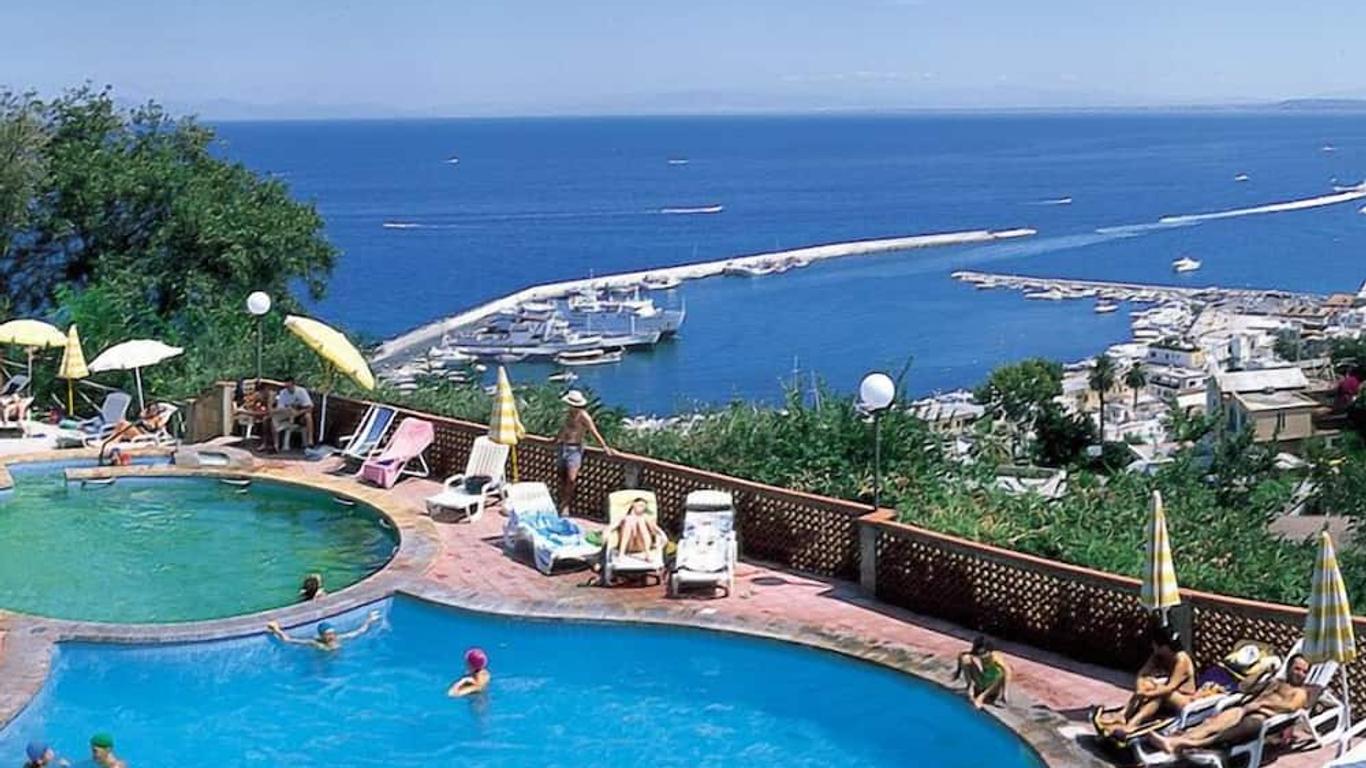 Suisse Thermal Village