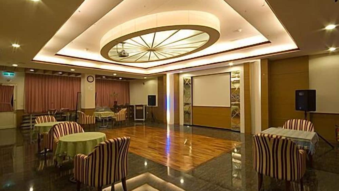 Chunjing Hill View Villa