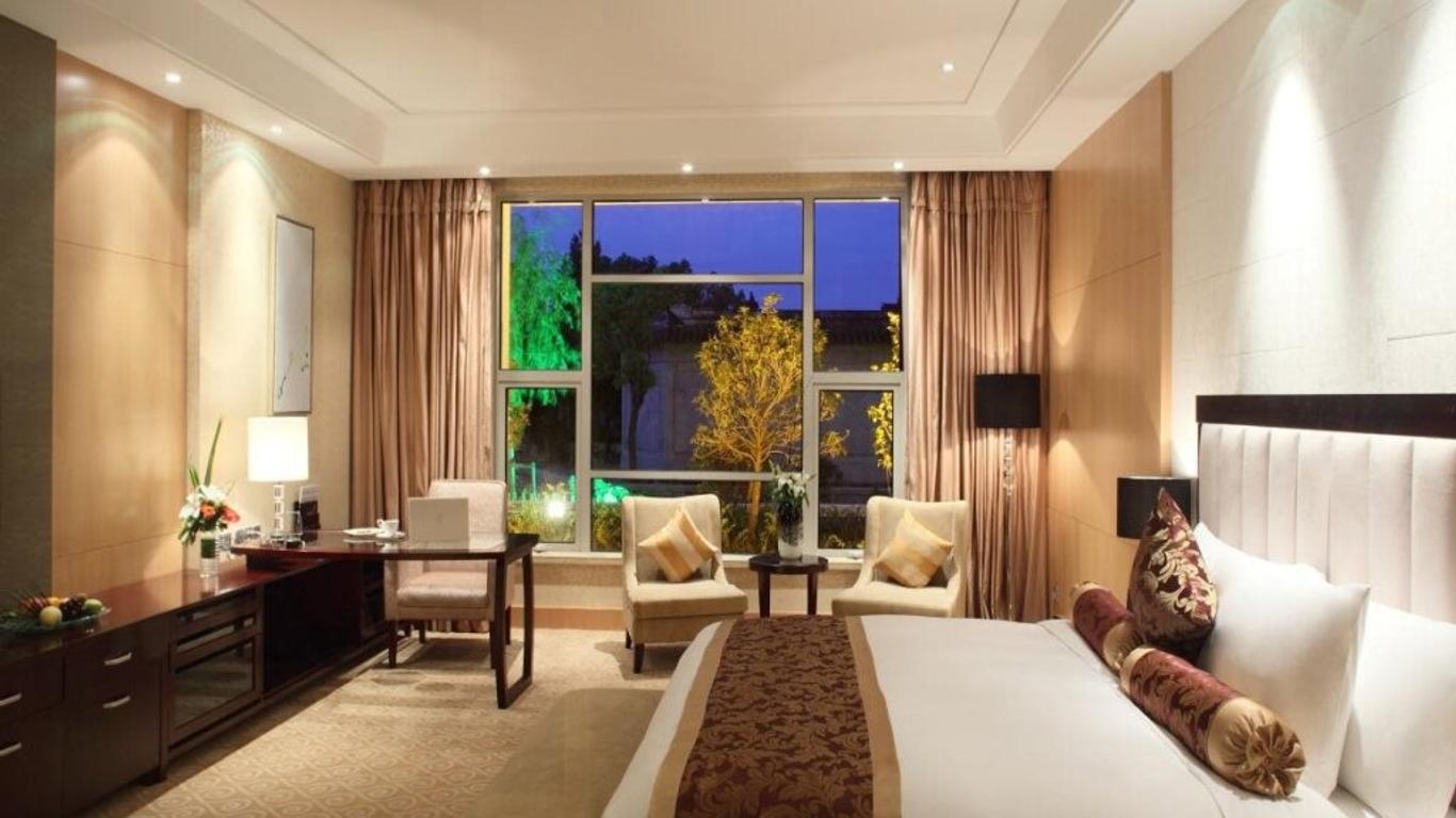 Cyts Greentree Eastern International Hotel