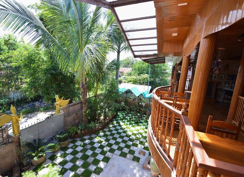 Balcony Photo