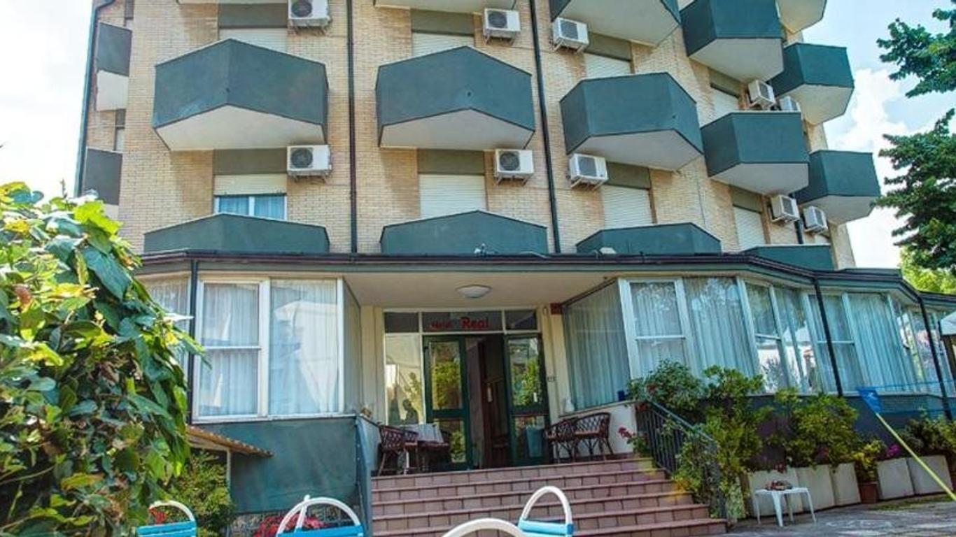 Hotel Real