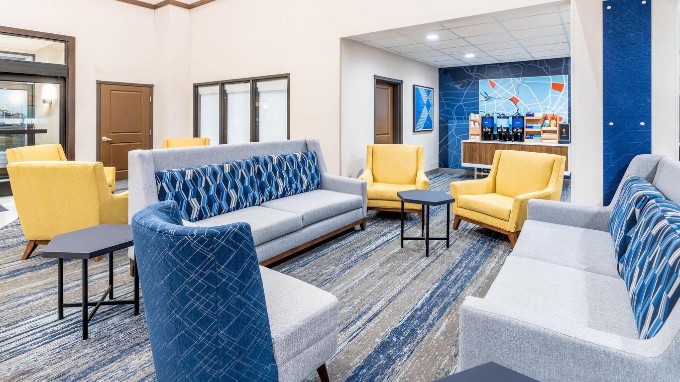 Holiday Inn Express & Suites Cheyenne