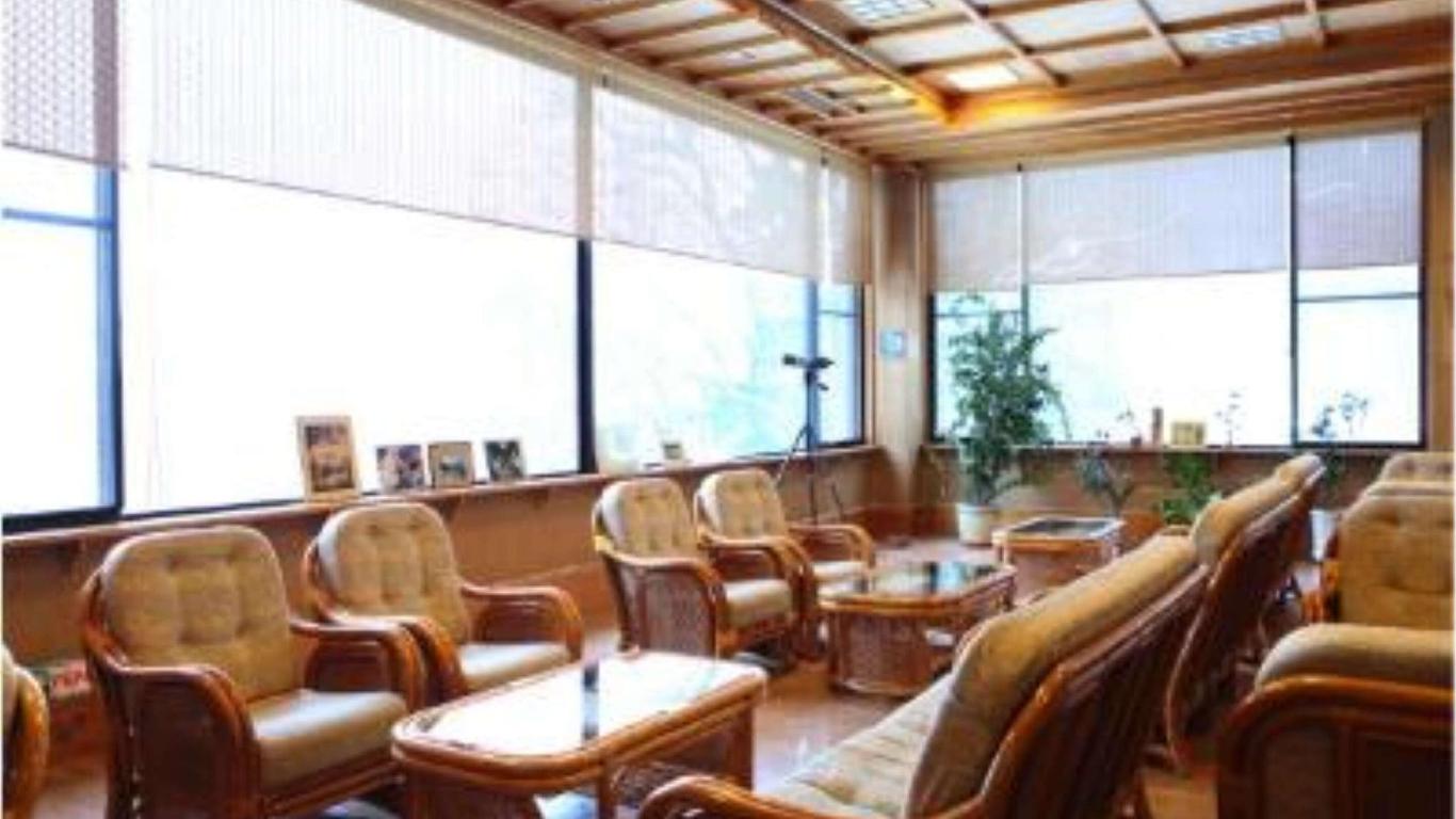 Nakanoyu Onsen Ryokan