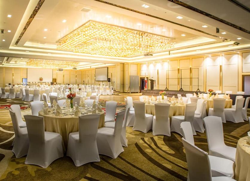 Banquet hall Photo