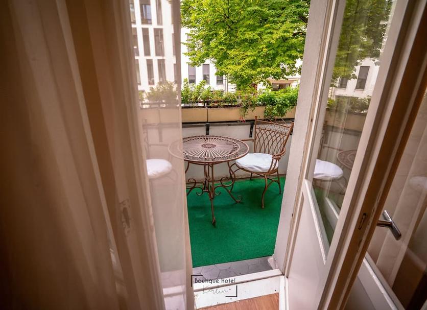Balcony Photo