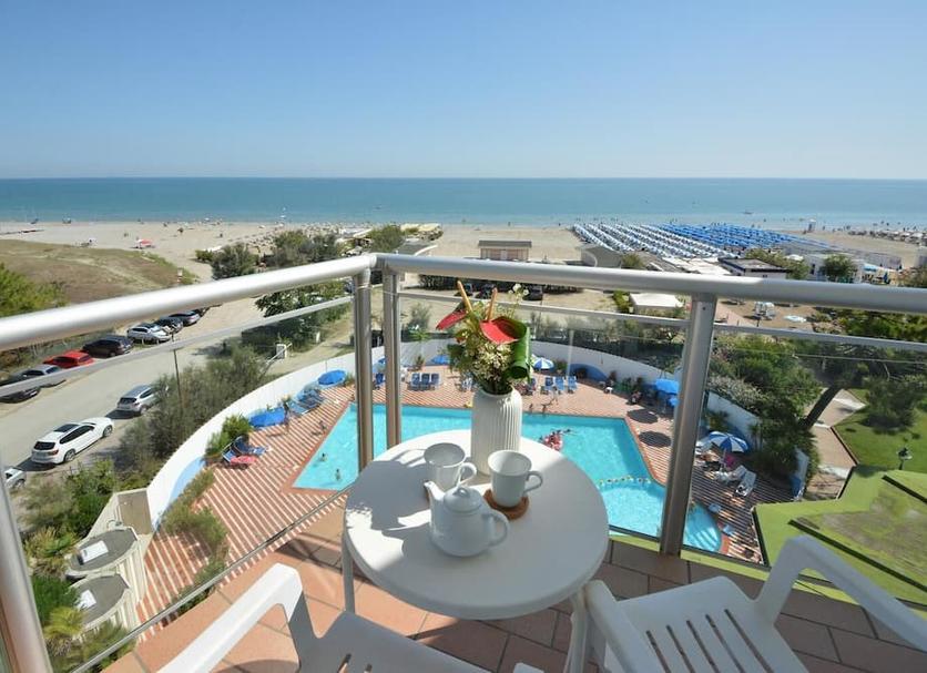 Balcony Photo