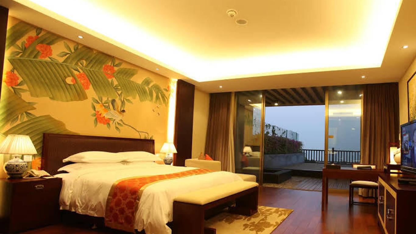 Lotus Hill Yuehai Hotel