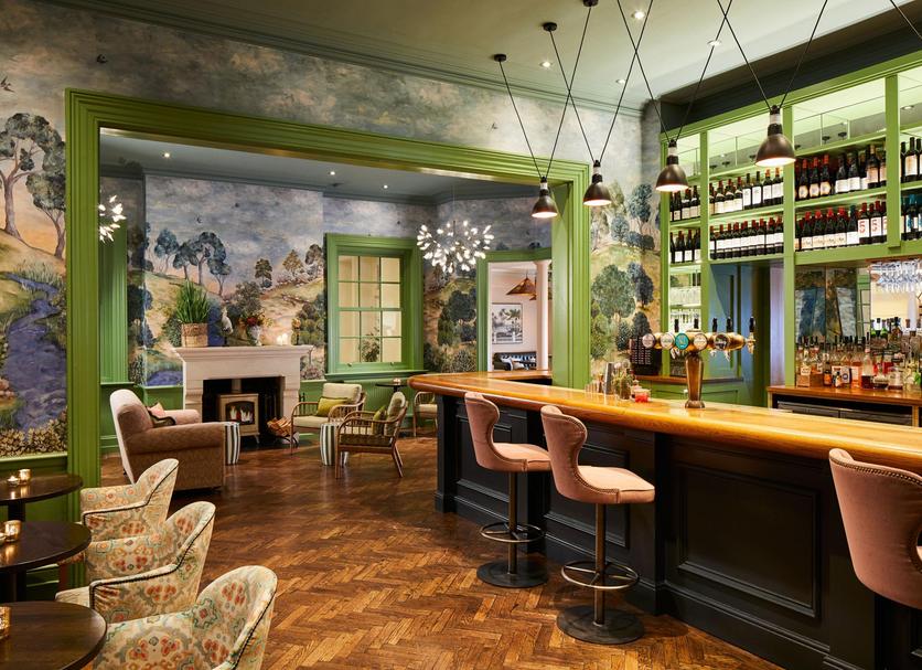 Bar Photo