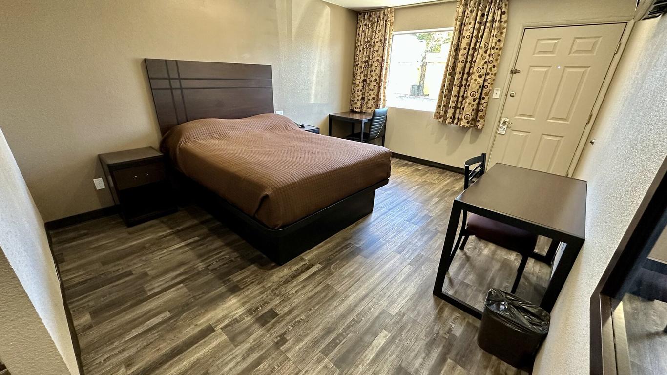 Budget Host Inn NAU / Downtown Flagstaff