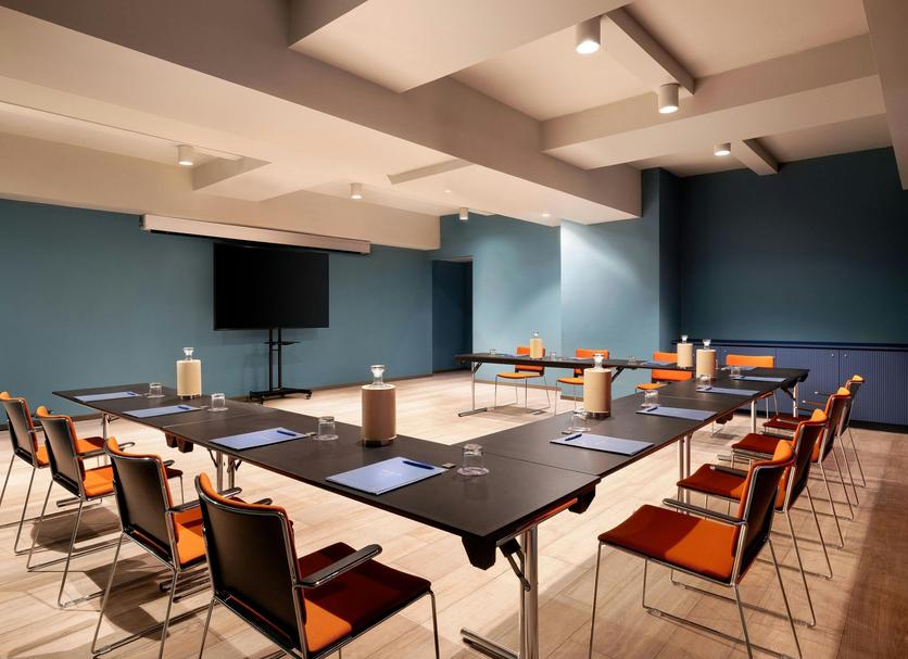 Conference room Photo