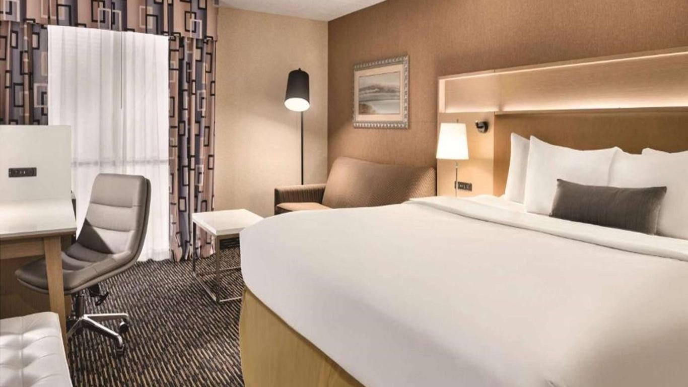Wyndham Garden Conference Center Champaign/Urbana