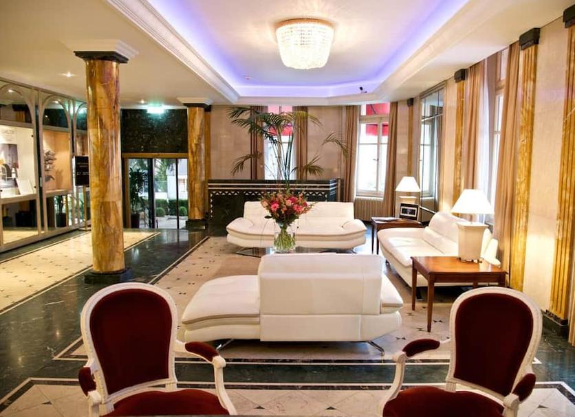 Lounge Photo