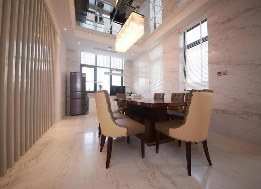 Dining room Photo