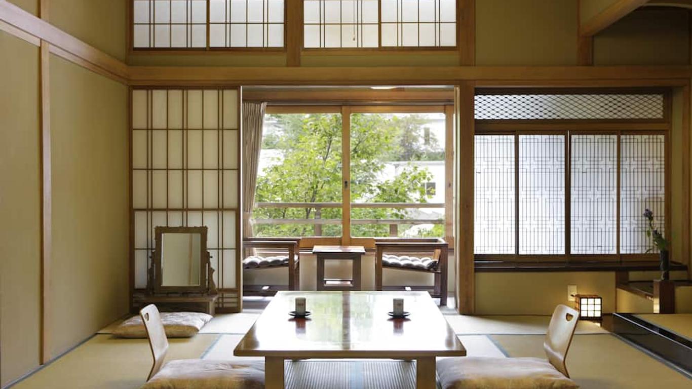 Kusatsu Hotel