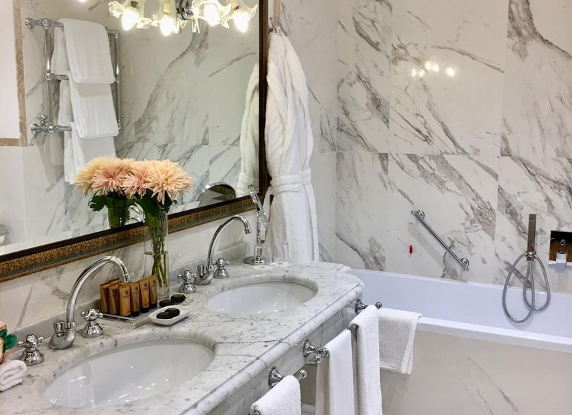 Bathroom Photo