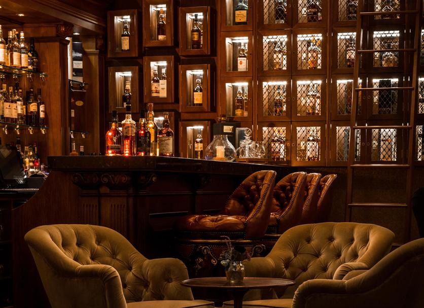 Bar Photo