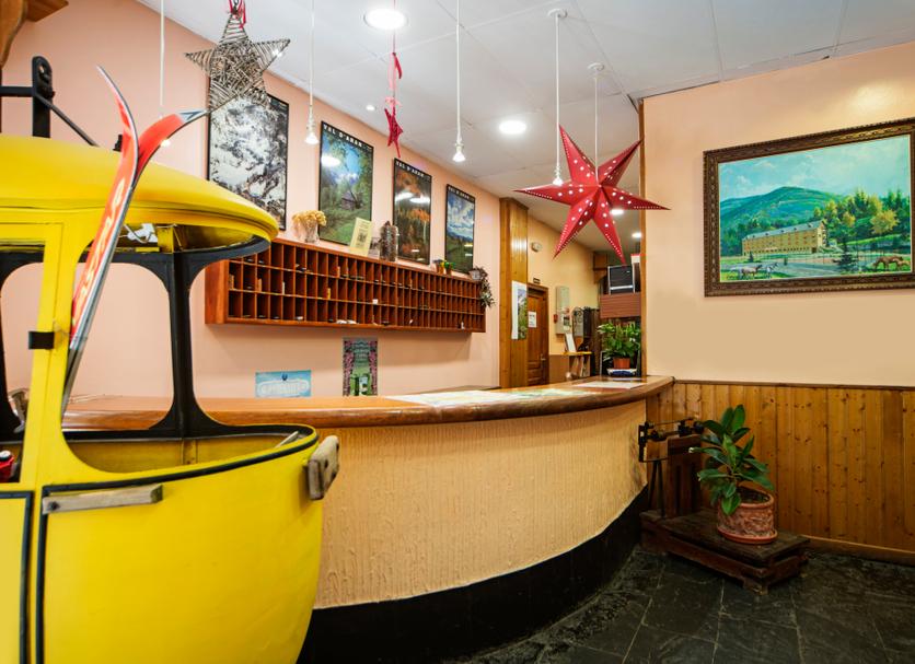 Front desk Photo