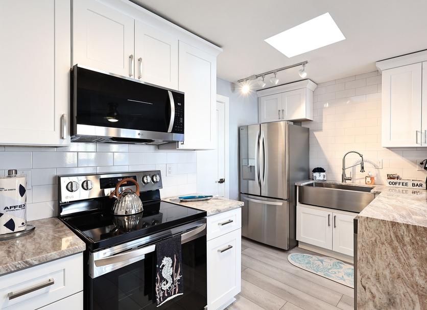 Kitchen Photo