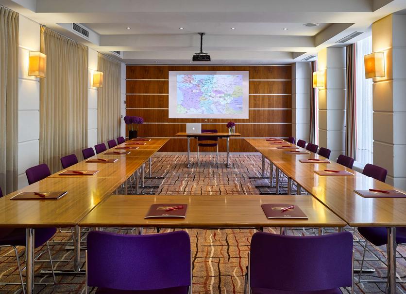 Conference room Photo