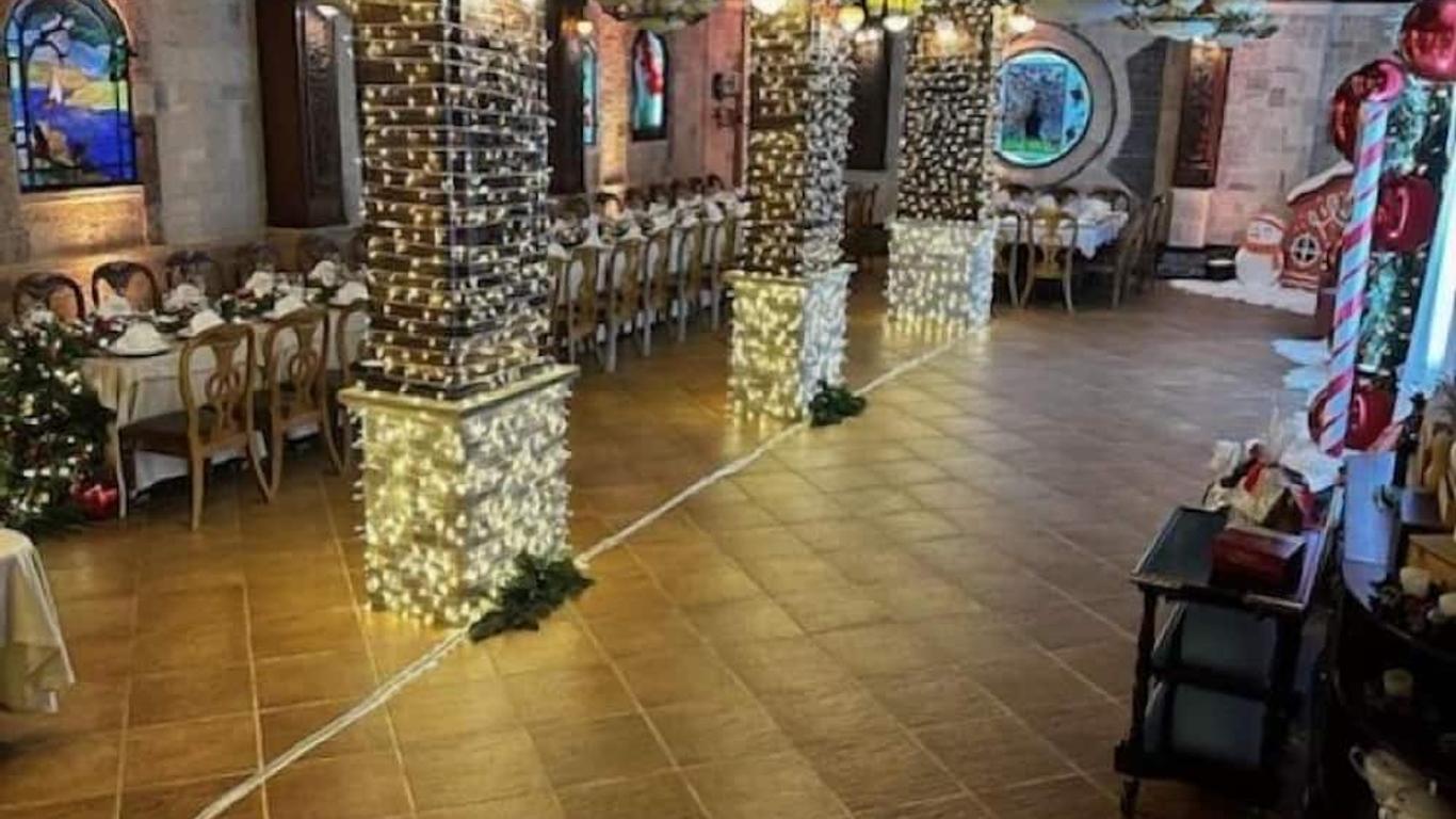 Dinasty Hotel