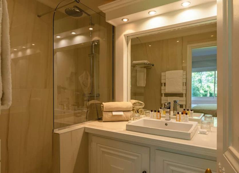 Bathroom Photo