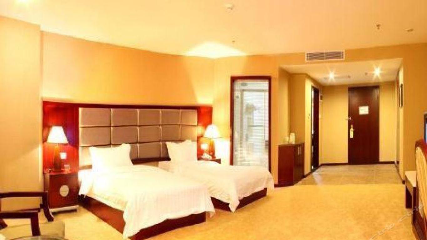 Grand Kingdom Hotel