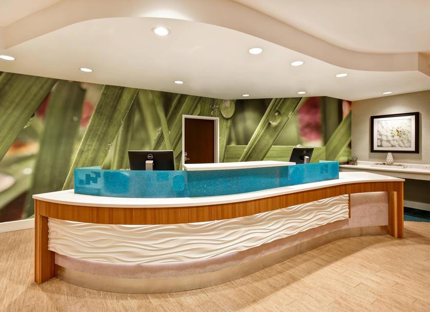 Front desk Photo