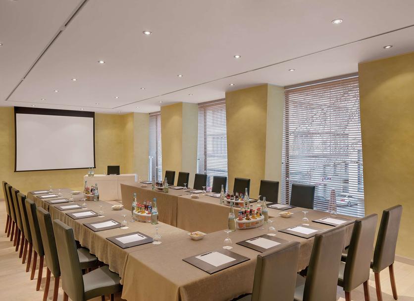 Conference room Photo