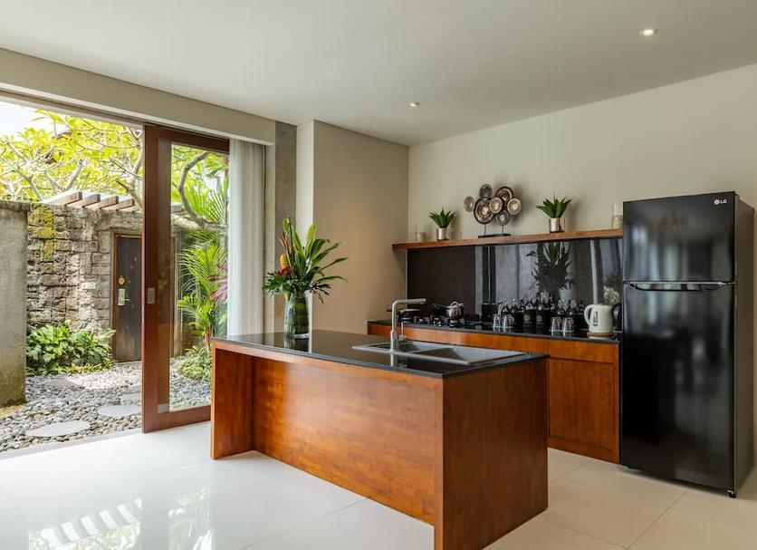Kitchen Photo