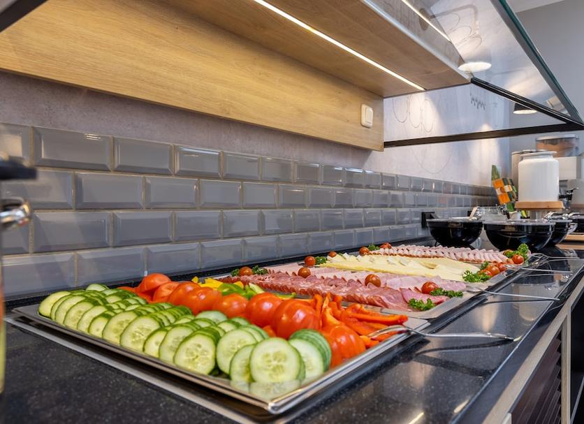 Buffet Photo