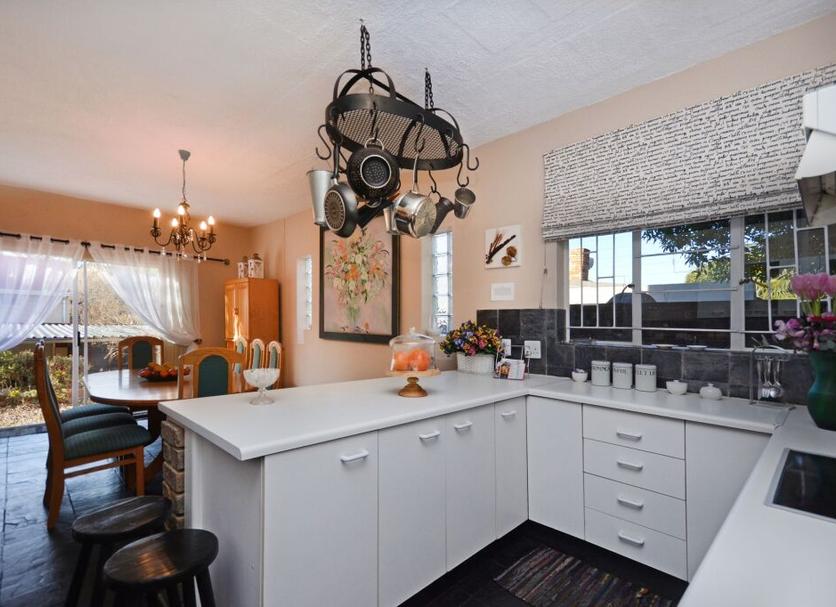Kitchen Photo
