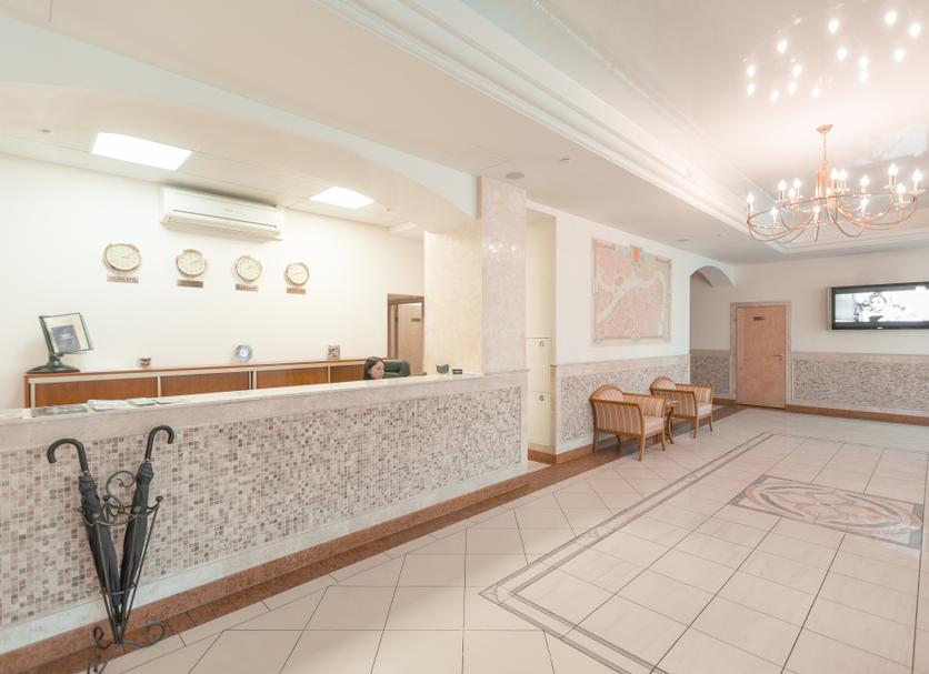 Front desk Photo