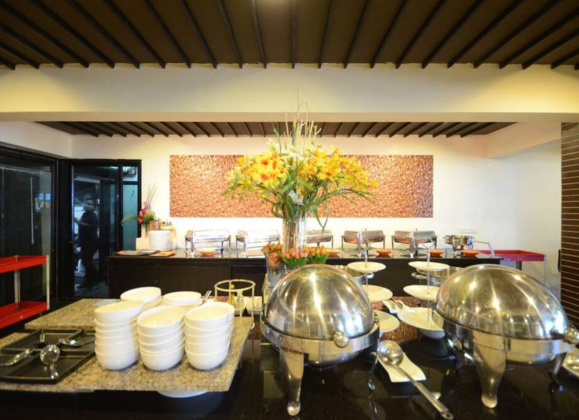 Buffet Photo