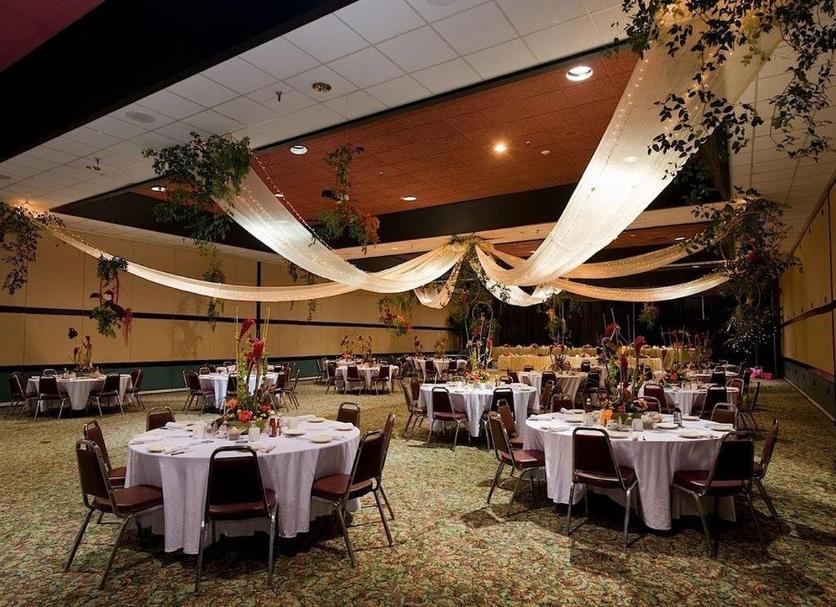 Banquet hall Photo