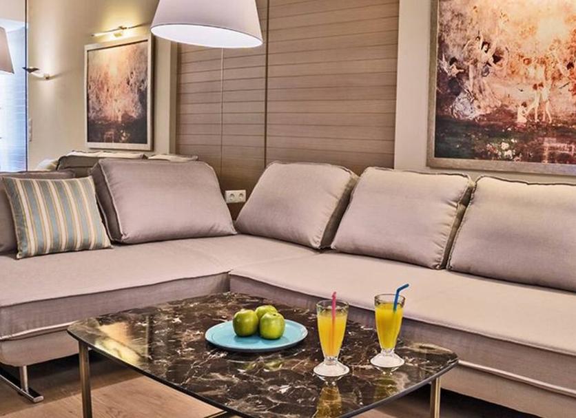 Living room Photo