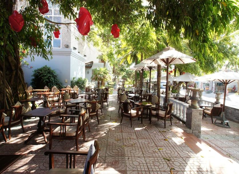 Patio Photo