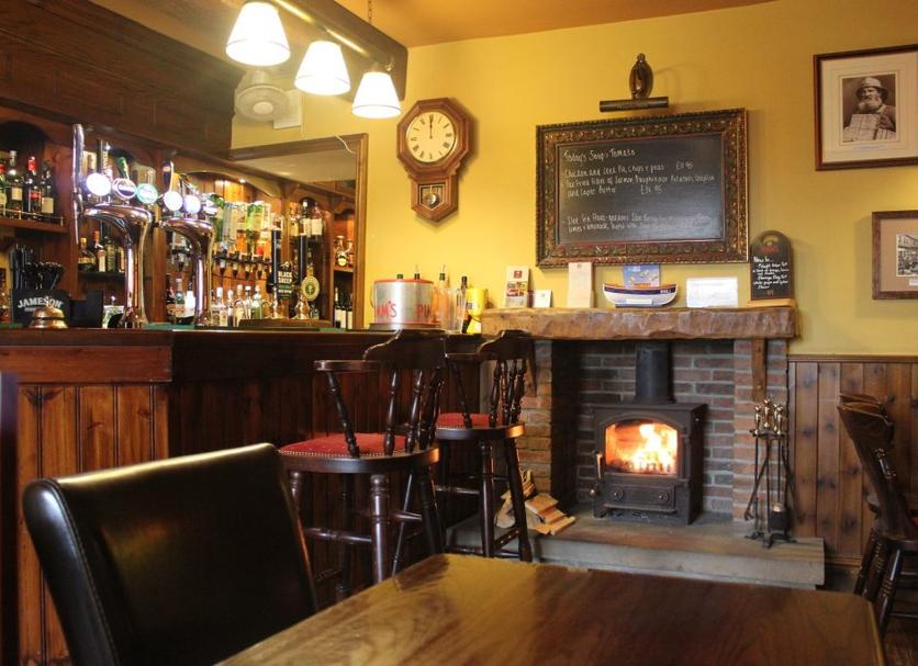 Bar Photo