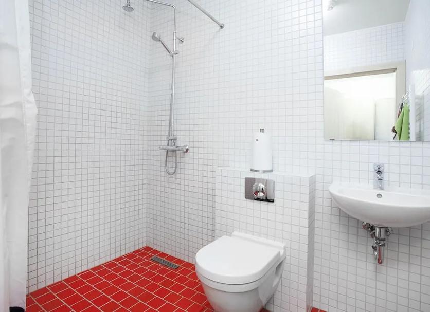 Bathroom Photo