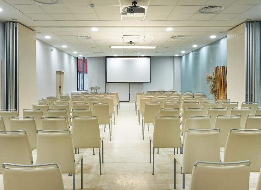 Conference room Photo