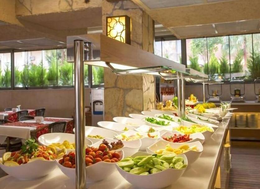 Buffet Photo