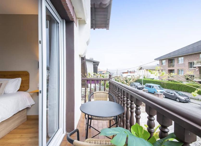 Balcony Photo