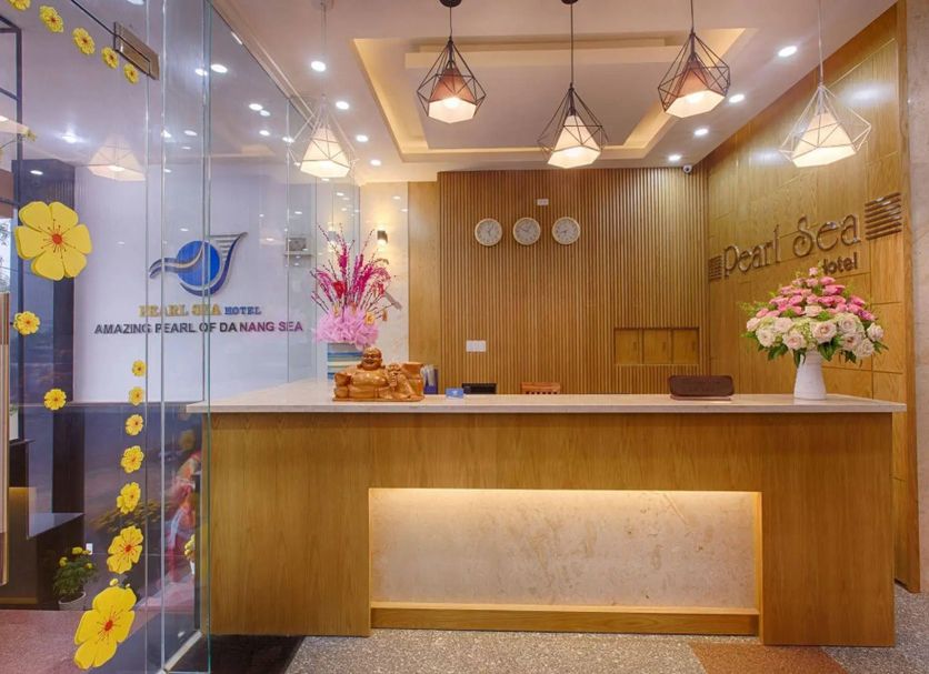 Front desk Photo