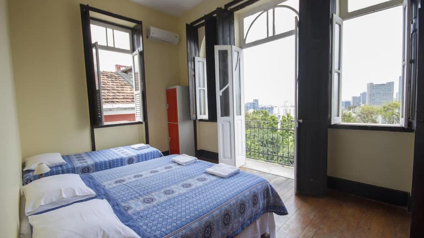 Rio Forest Hostel