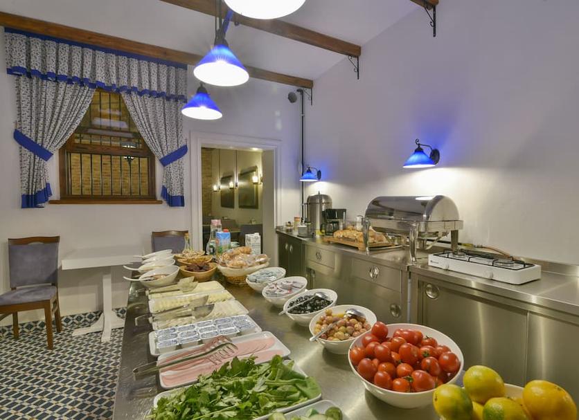 Buffet Photo