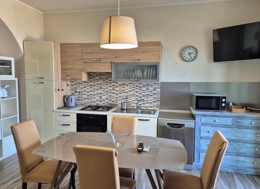 Kitchen Photo